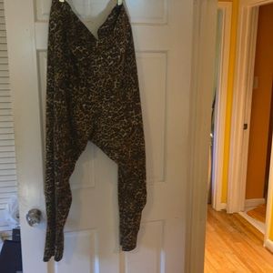 Serena leopard leggings with gold zippers